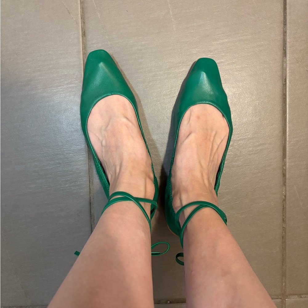 L'INTERVALLE Green Ballet Flats